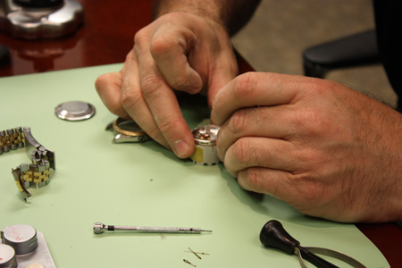 master_watch_repair077.jpg